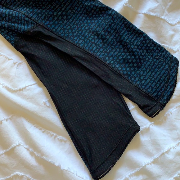 Lululemon Crop Legging! - Picture 3 of 6